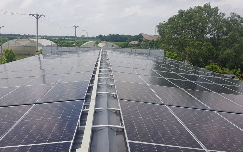 Lắp đặt hệ thống điện mặt trời mái nhà xưởng 90kWp tại Yên Định Thanh Hóa