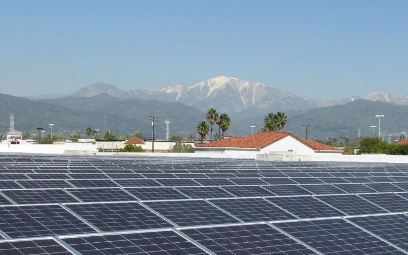 Ủy ban Năng lượng California quy định trang bị bắt buộc về năng lượng mặt trời cho các tòa nhà mới từ năm 2023