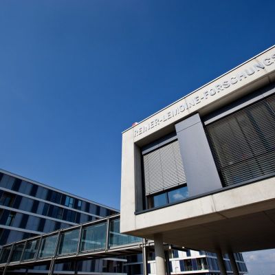 Tòa án Đức ra phán quyết có lợi cho Q Cells trong tranh chấp bằng sáng chế với Trina Solar