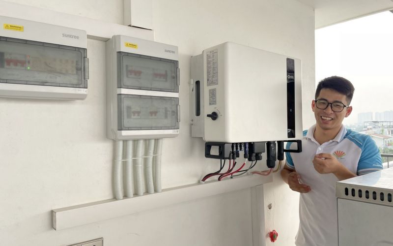 Hệ thống ĐMT lưu trữ Hybrid 10KW3P Điện Áp Cao tại Hà Nội