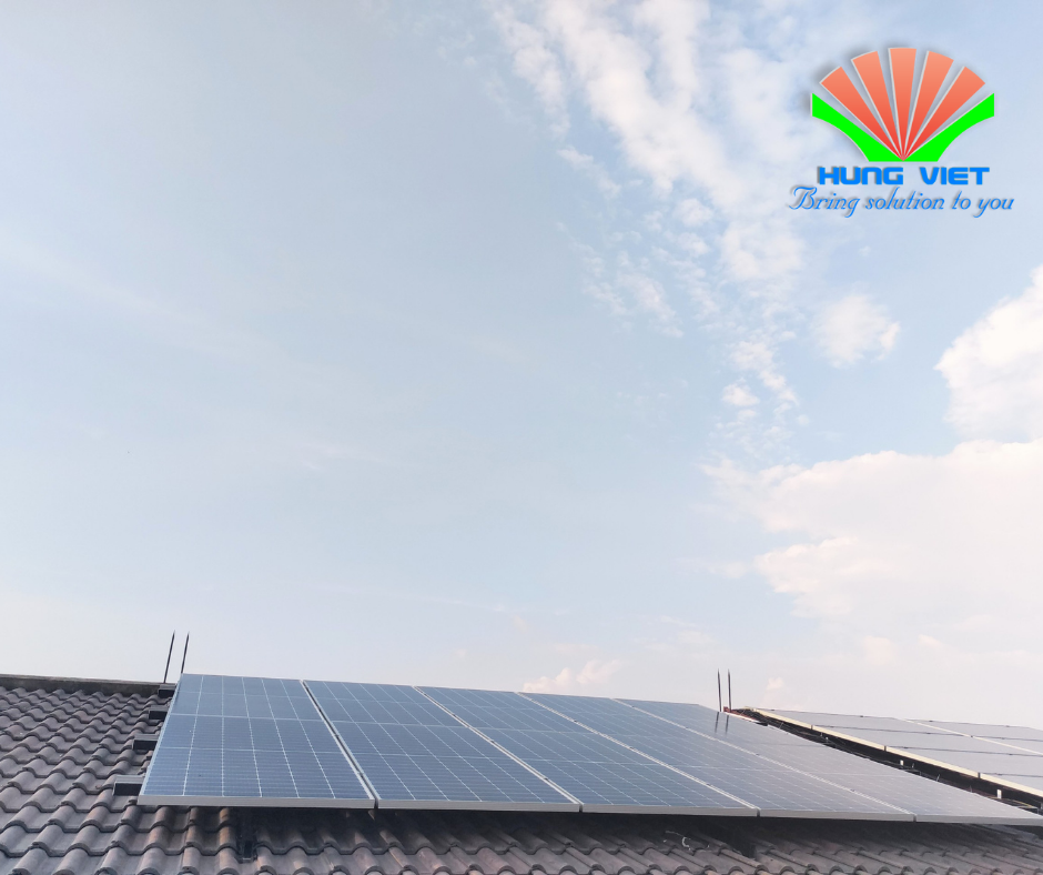 Lắp đặt hệ thống điện mặt trời hộ gia đình công suất 12.1kw tại Hà Nội