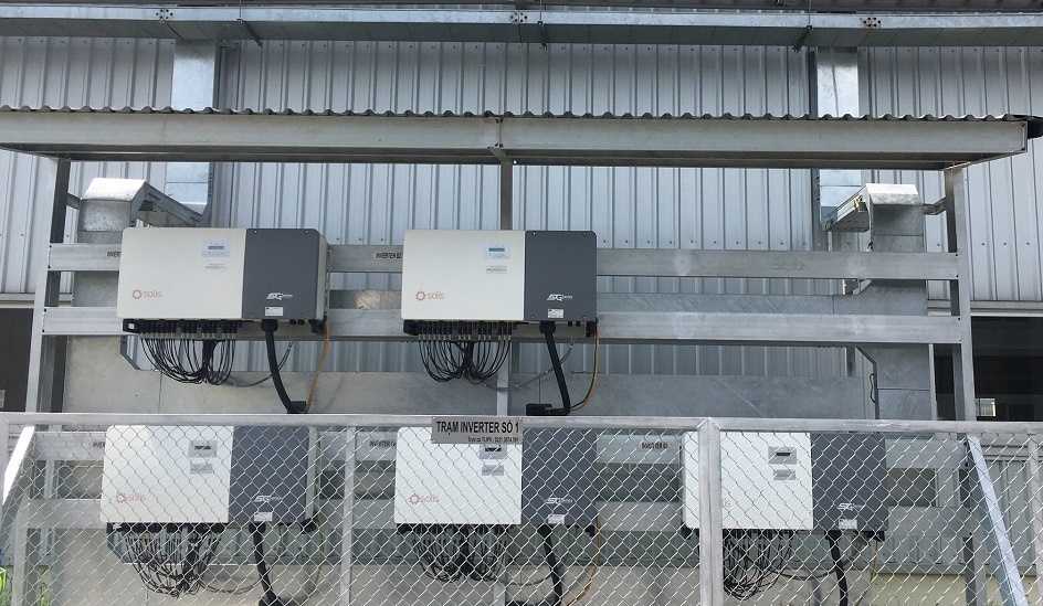 So sánh biến tần chuỗi (String Inverter) và biến tần vi mô (Micro Inverter) 3 So sánh biến tần chuỗi (String Inverter) và biến tần vi mô (Micro Inverter)